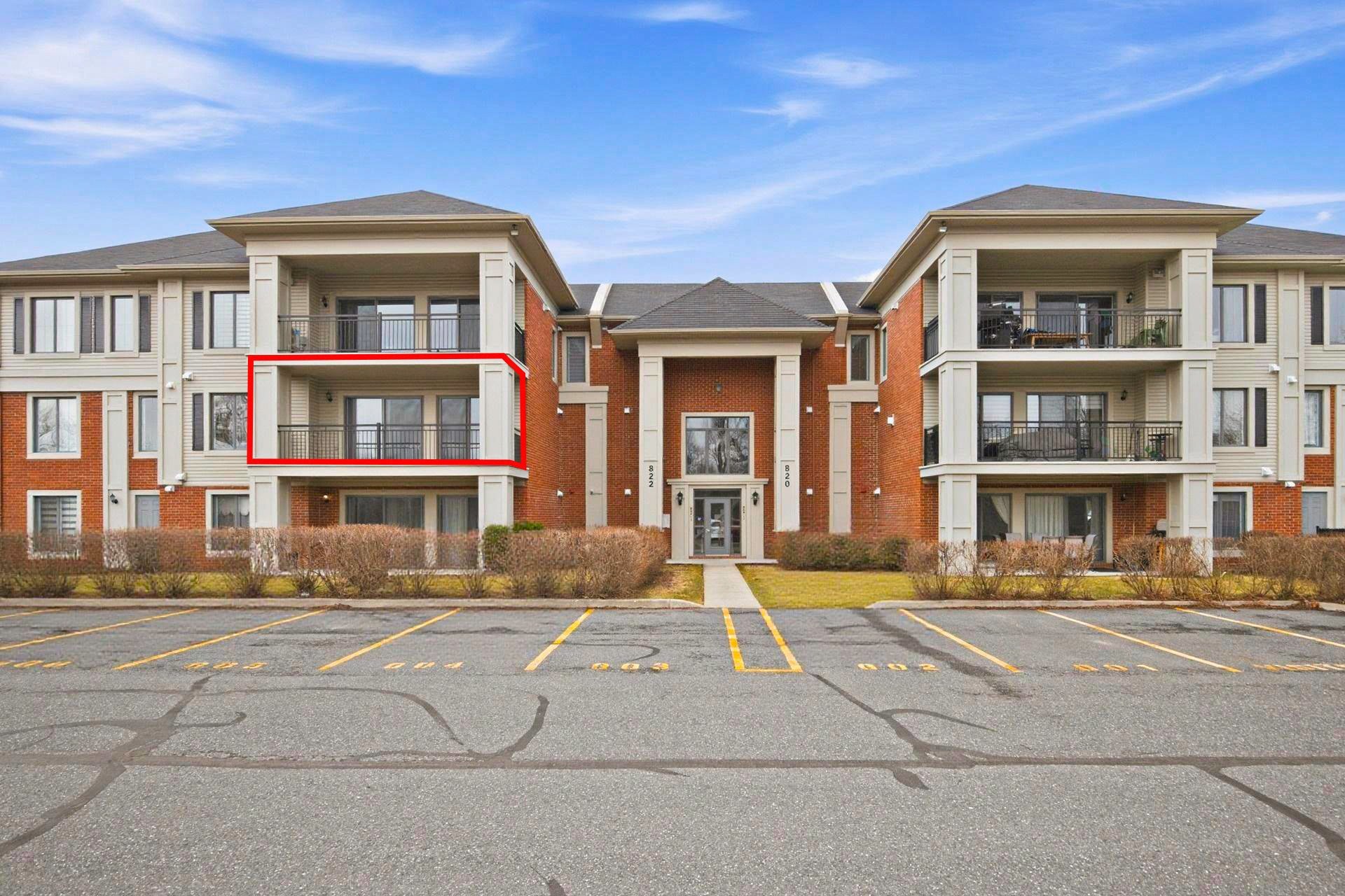 









822


Rue des Sureaux

, 5,
Boucherville,




QC
J4B0H8

