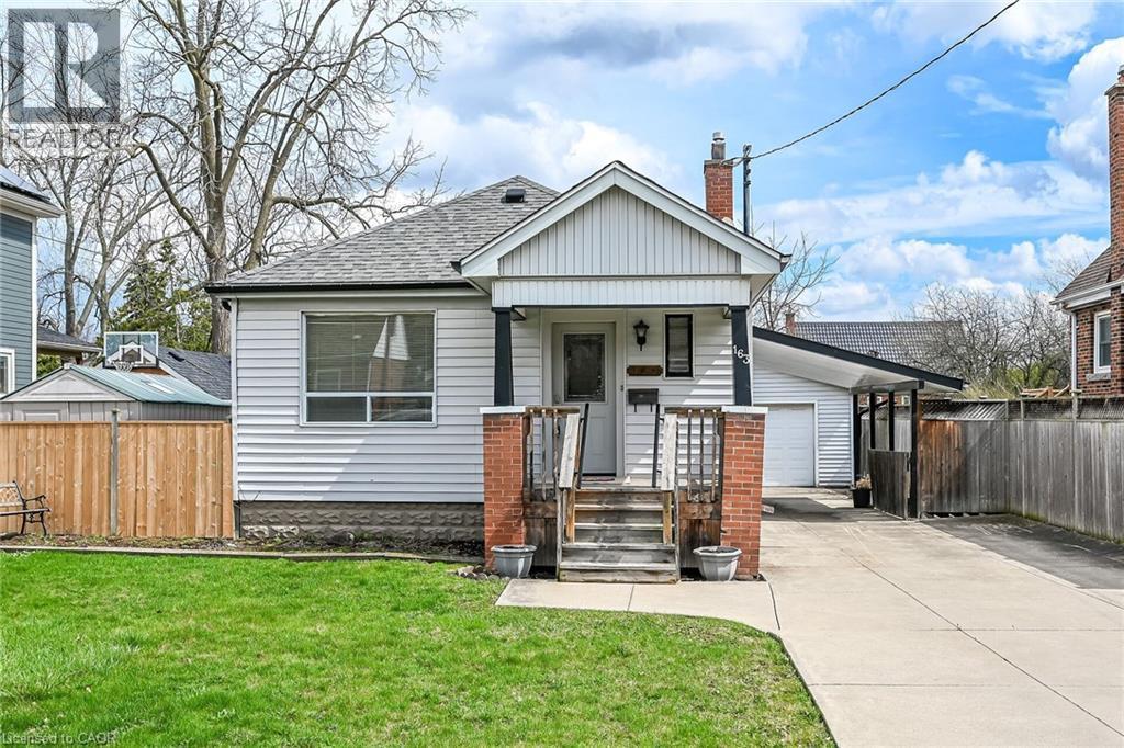 












163 ROSEDALE Avenue

,
Hamilton,




Ontario
L8K4N4

