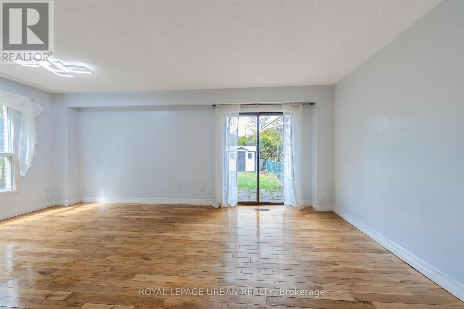 












347 BRAYMORE BOULEVARD

,
Toronto,




Ontario
M1B2W6

