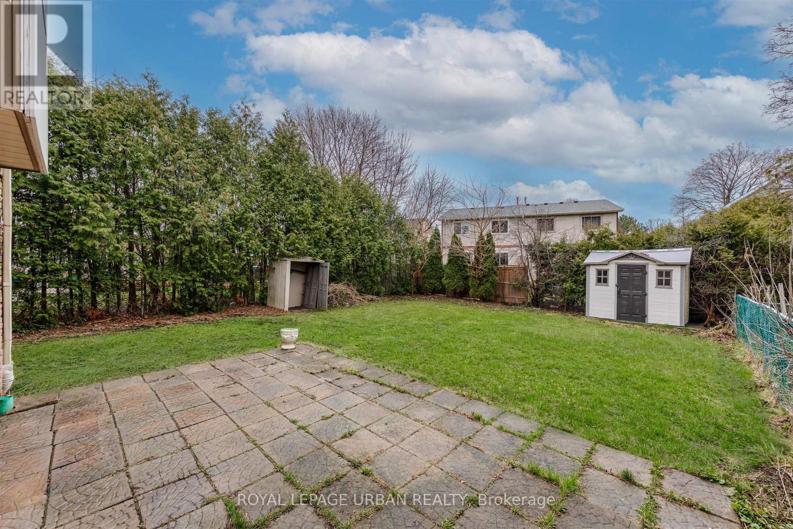 












347 BRAYMORE BOULEVARD

,
Toronto,




Ontario
M1B2W6

