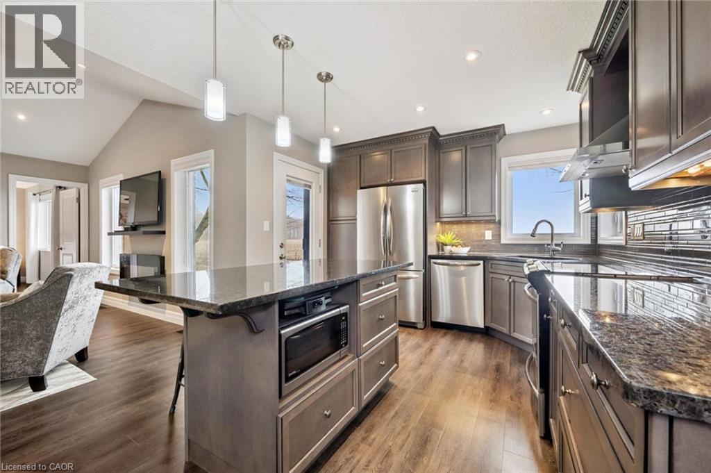 












92 JACOB Street W

,
East Zorra Tavistock,




Ontario
N0B2R0

