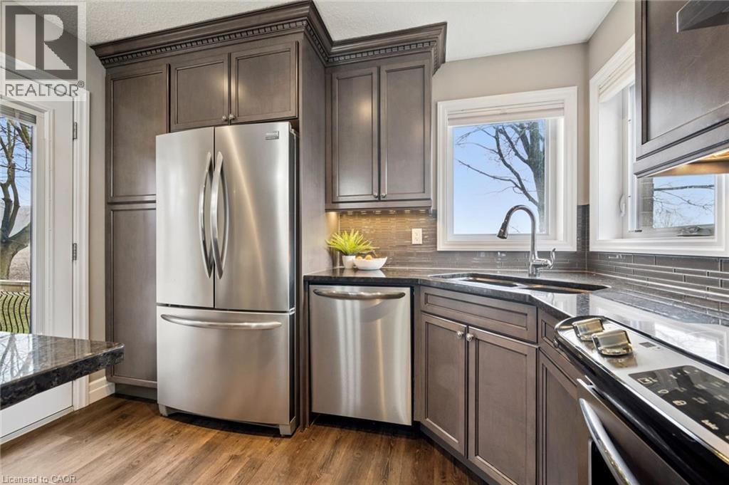 












92 JACOB Street W

,
East Zorra Tavistock,




Ontario
N0B2R0

