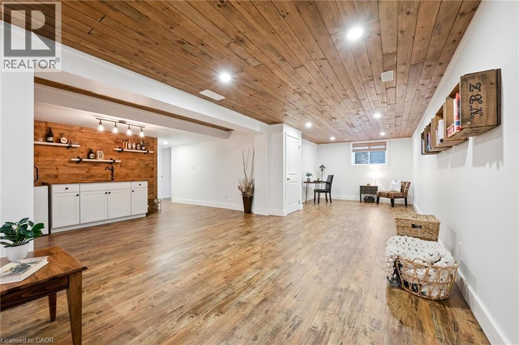 












92 JACOB Street W

,
East Zorra Tavistock,




Ontario
N0B2R0

