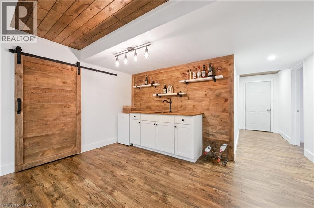 












92 JACOB Street W

,
East Zorra Tavistock,




Ontario
N0B2R0

