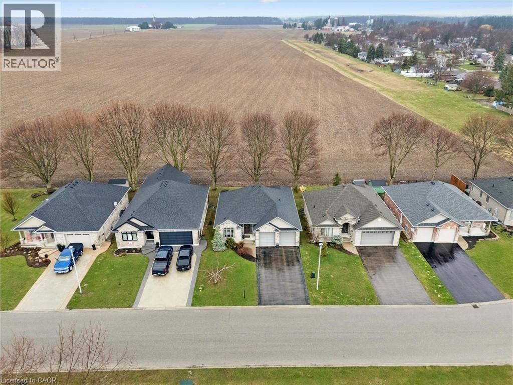 












92 JACOB Street W

,
East Zorra Tavistock,




Ontario
N0B2R0


