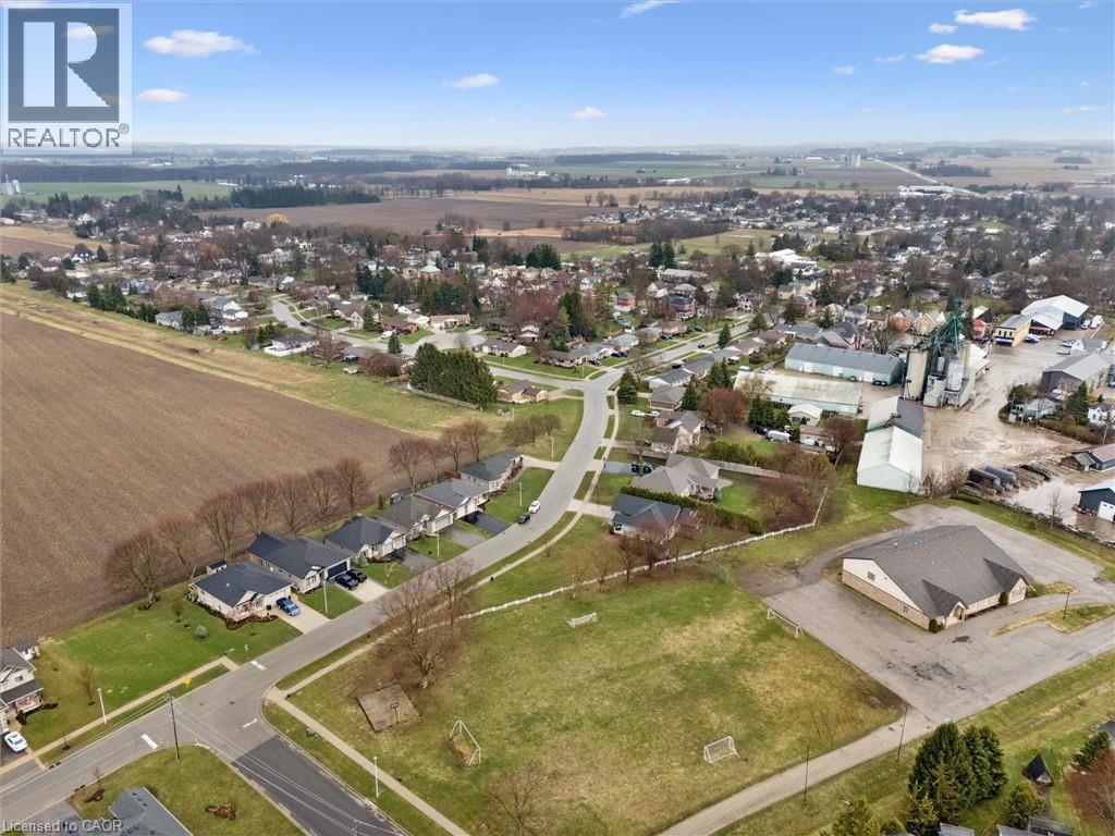 












92 JACOB Street W

,
East Zorra Tavistock,




Ontario
N0B2R0

