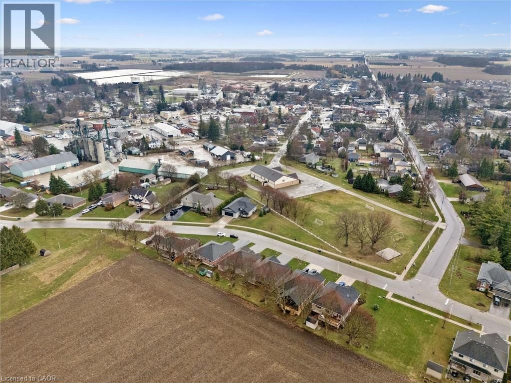 












92 JACOB Street W

,
East Zorra Tavistock,




Ontario
N0B2R0

