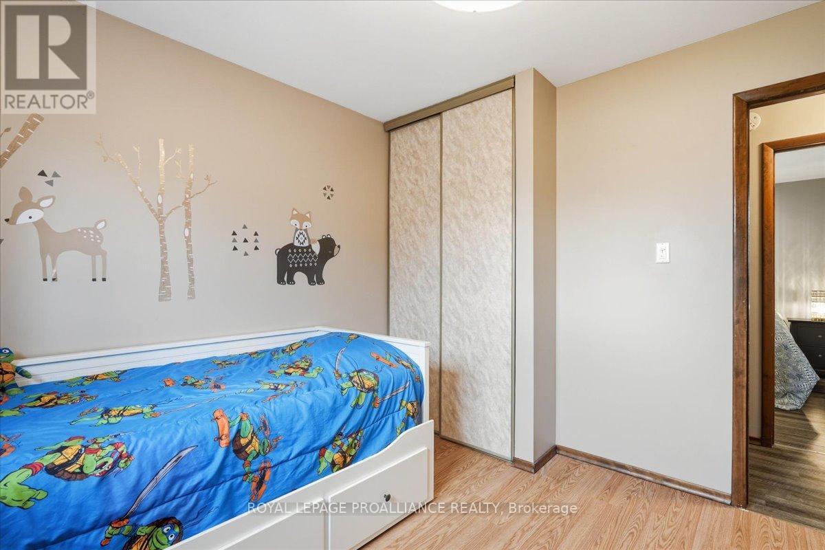 












607 BRIDGE STREET E

,
Belleville (Belleville Ward),




Ontario
K8N5G9

