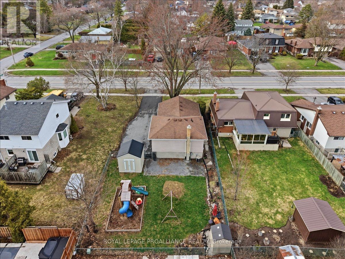 












607 BRIDGE STREET E

,
Belleville (Belleville Ward),




Ontario
K8N5G9

