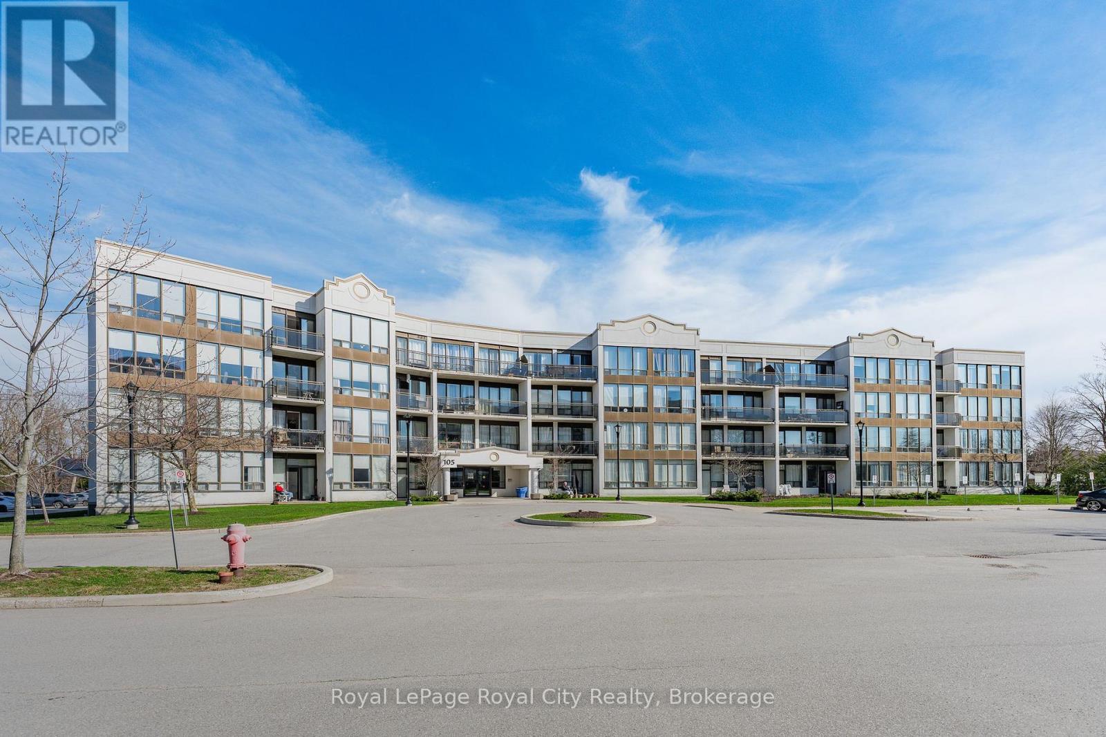 












402 - 105 BAGOT STREET

,
Guelph (Junction/Onward Willow),




Ontario
N1H8H4

