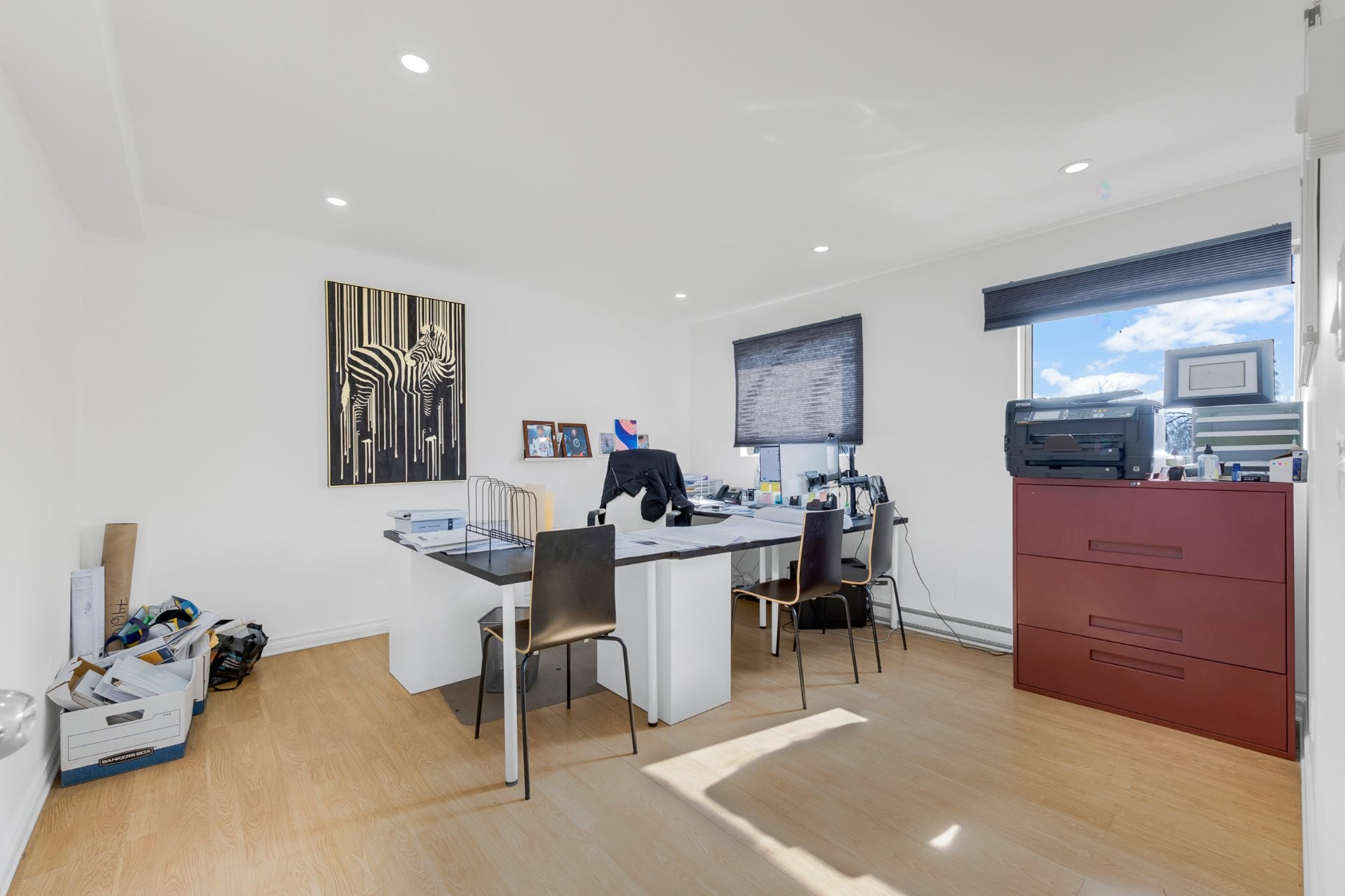 









82

 - 86


Boul. du Curé-Labelle

,
Sainte-Thérèse,




QC
J7E2X5

