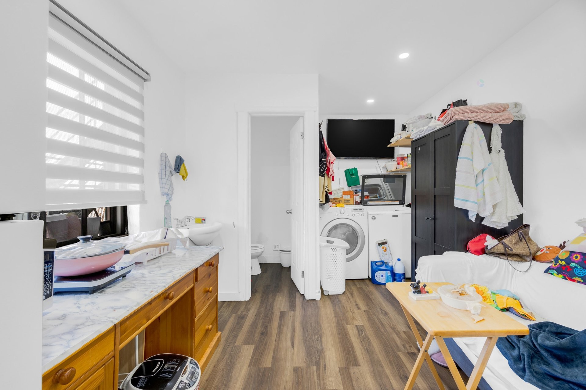 









82

 - 86


Boul. du Curé-Labelle

,
Sainte-Thérèse,




QC
J7E2X5

