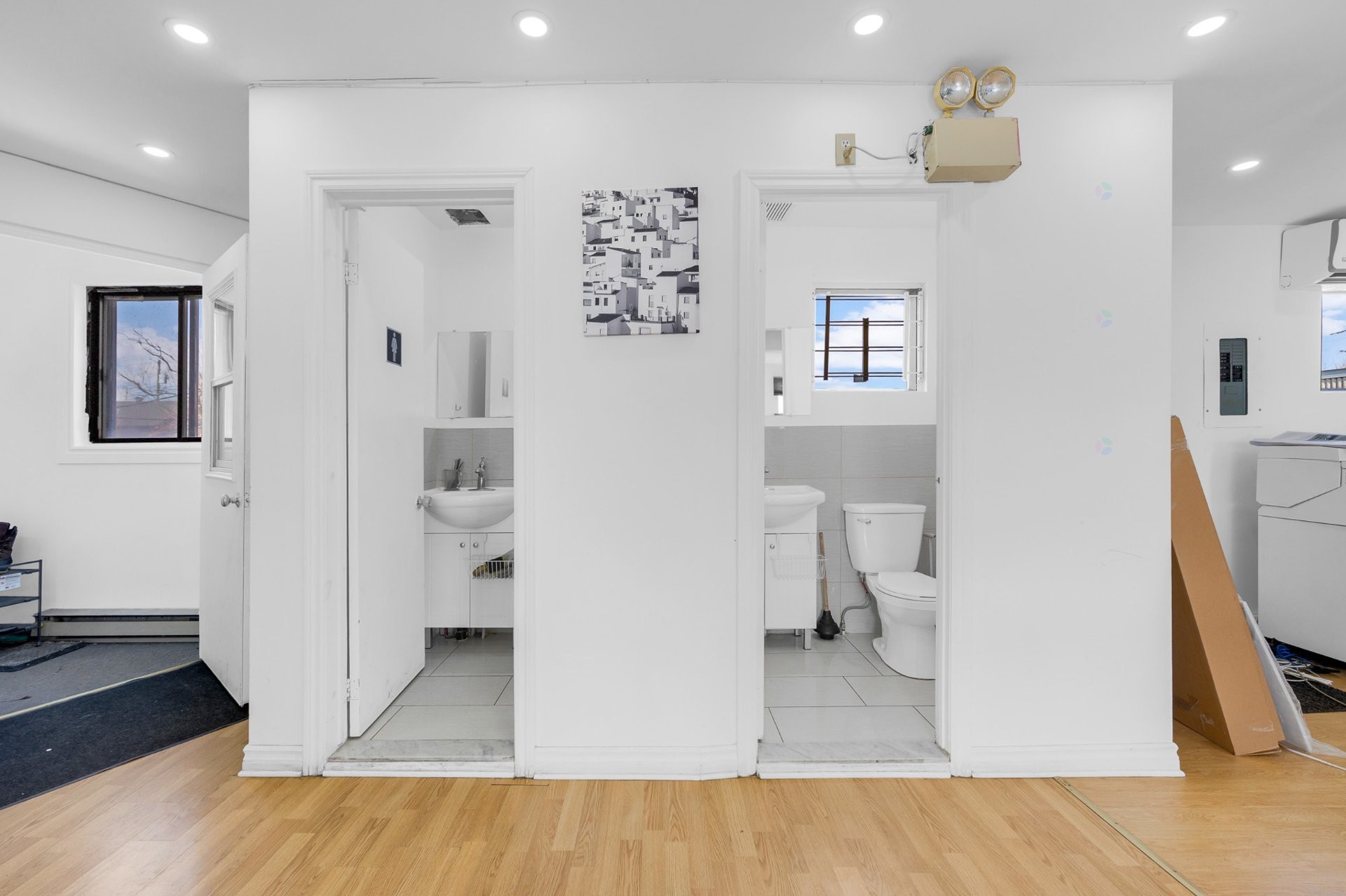 









82

 - 86


Boul. du Curé-Labelle

,
Sainte-Thérèse,




QC
J7E2X5

