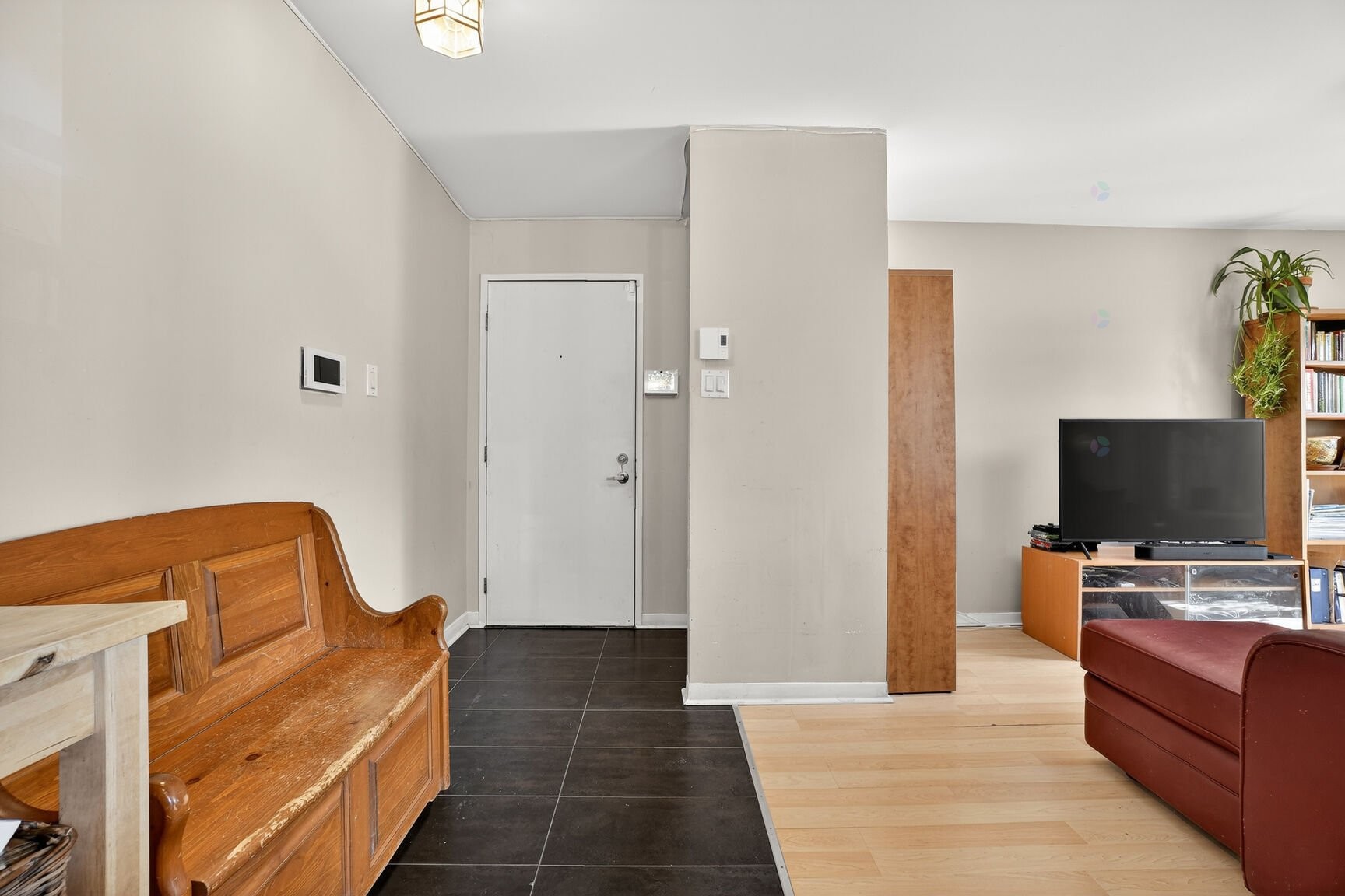 









1711


Rue Louis-Alphonse-Venne

, 101,
Montréal (Ahuntsic-Cartierville),




QC
H2C3J3

