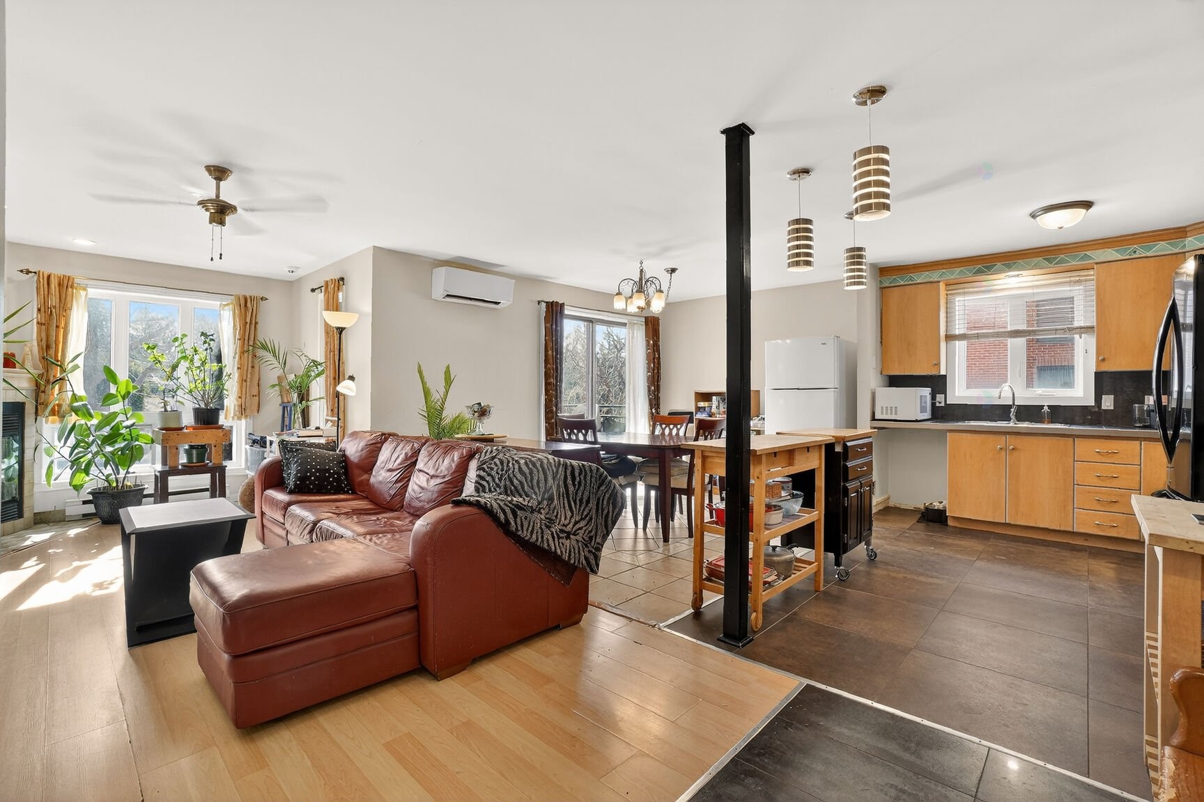 









1711


Rue Louis-Alphonse-Venne

, 101,
Montréal (Ahuntsic-Cartierville),




QC
H2C3J3

