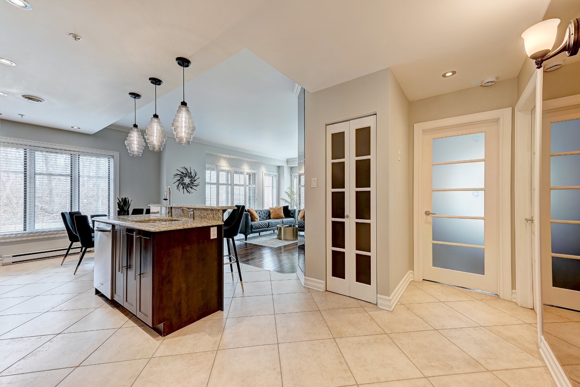 









945


Rue Muir

, 105,
Montréal (Saint-Laurent),




QC
H4L5N8

