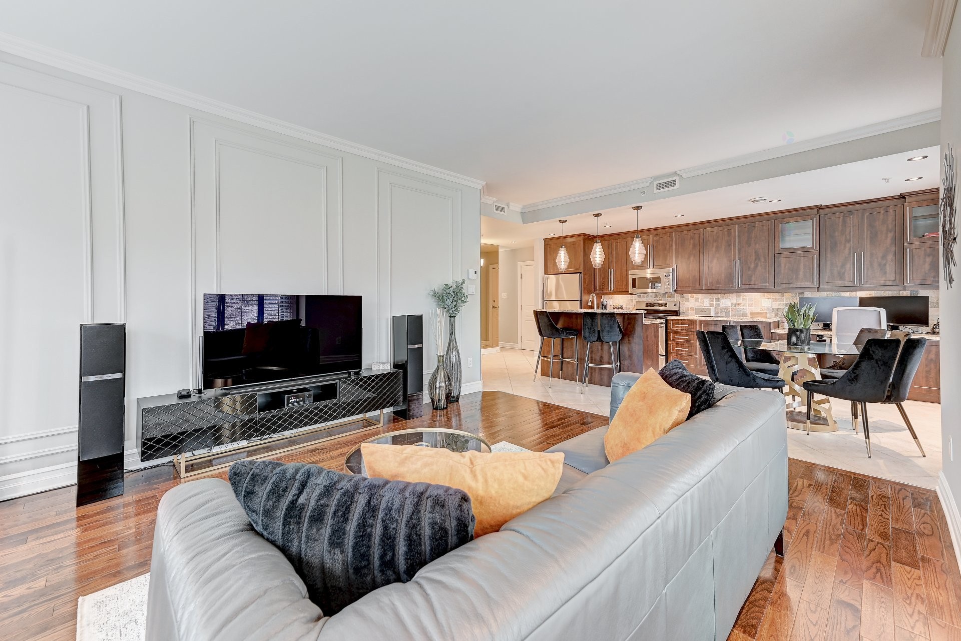 









945


Rue Muir

, 105,
Montréal (Saint-Laurent),




QC
H4L5N8

