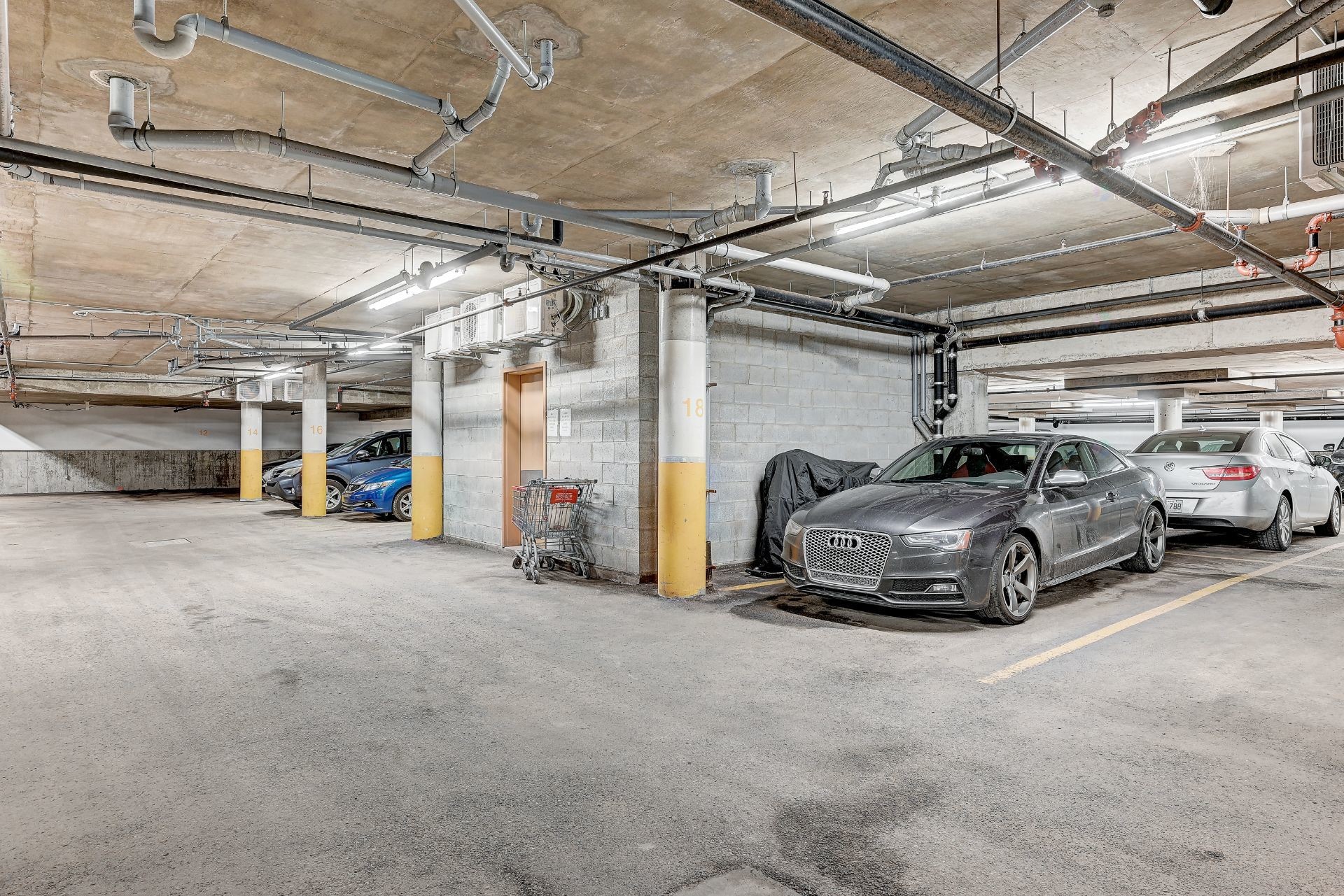 









945


Rue Muir

, 105,
Montréal (Saint-Laurent),




QC
H4L5N8

