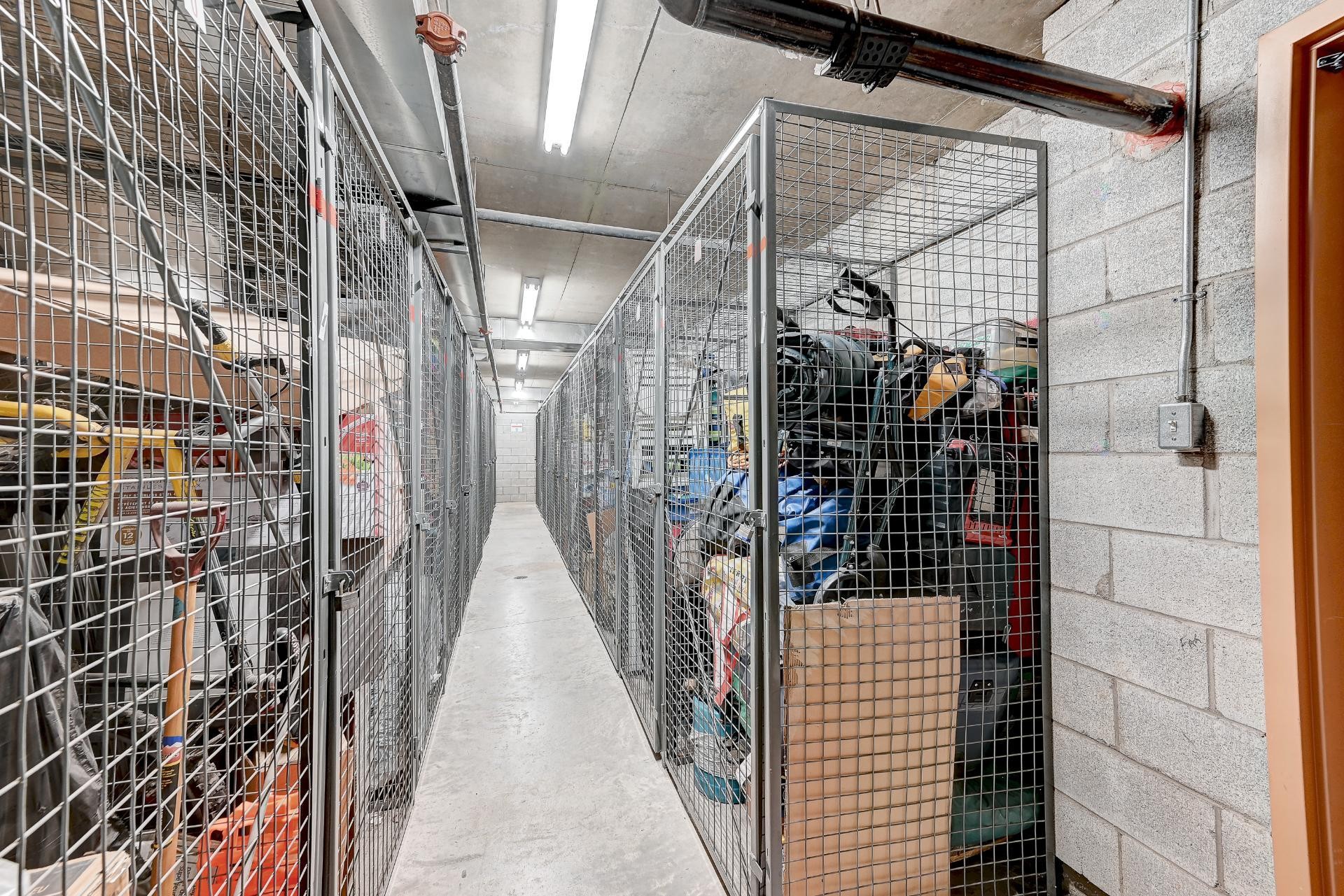 









945


Rue Muir

, 105,
Montréal (Saint-Laurent),




QC
H4L5N8

