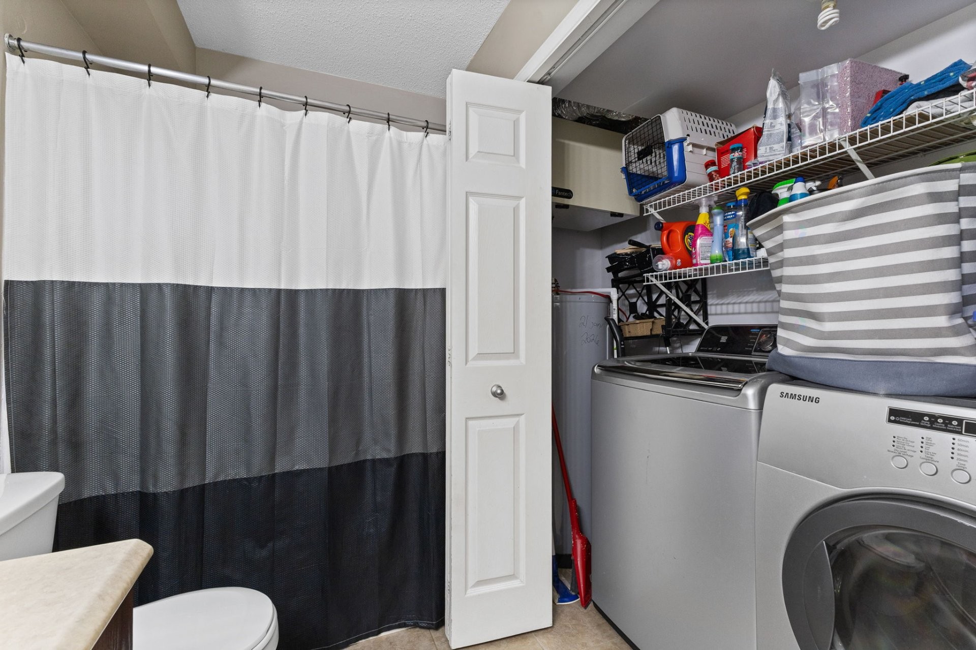 









144


Boul. Louise-Campagna

, 1B,
Gatineau (Hull),




QC
J9A3V6

