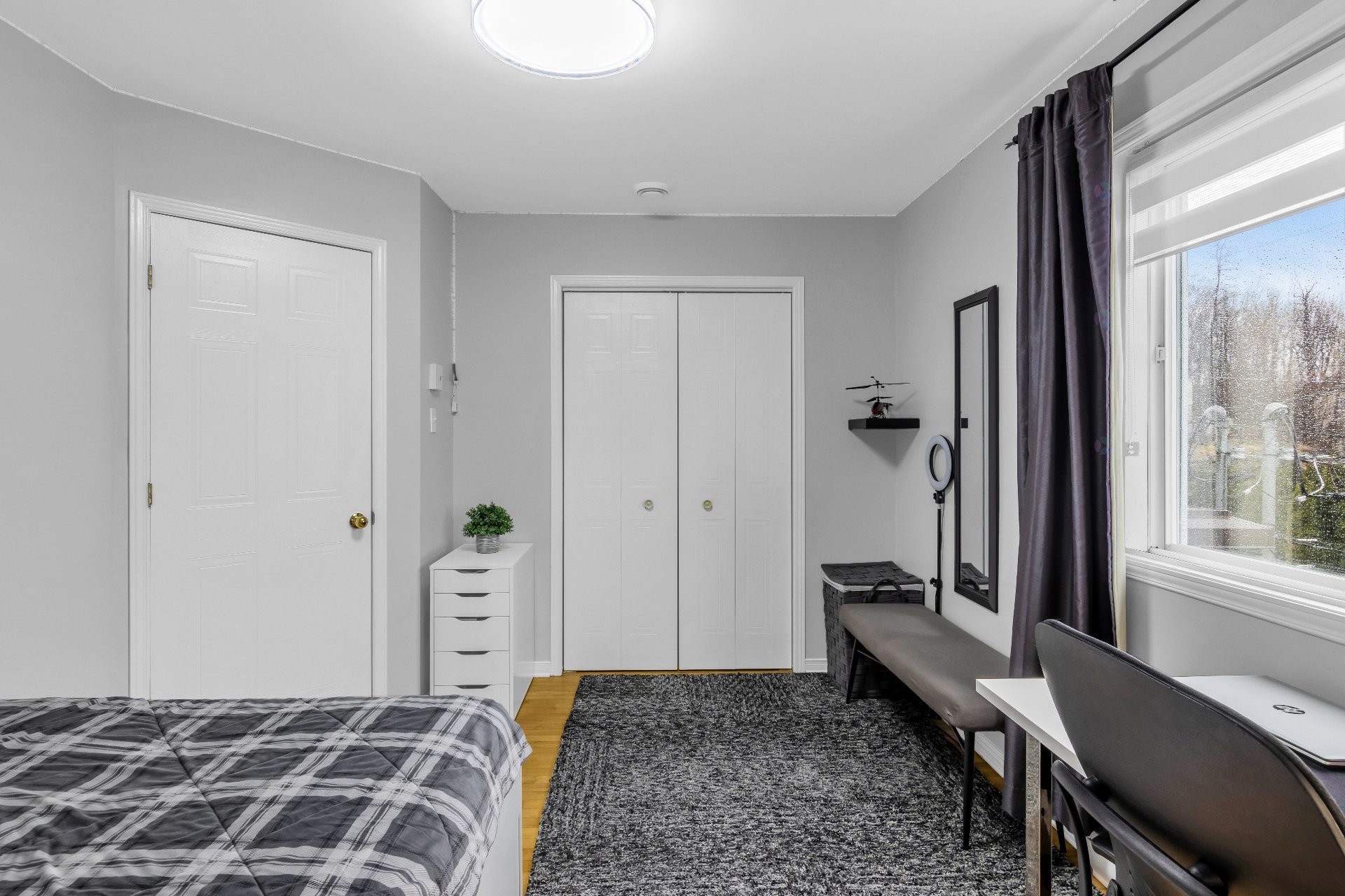 









331


Rue des Bruants

,
Pincourt,




QC
J7W9Y2

