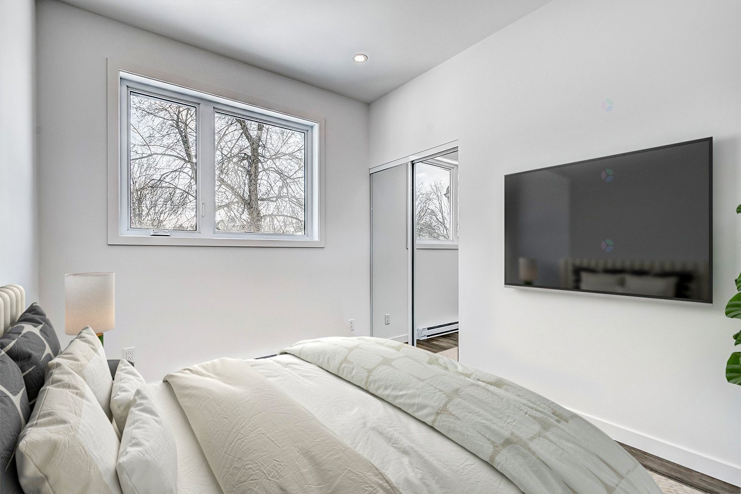 









373


Beaurepaire Drive

,
Beaconsfield,




QC
H9W3C3

