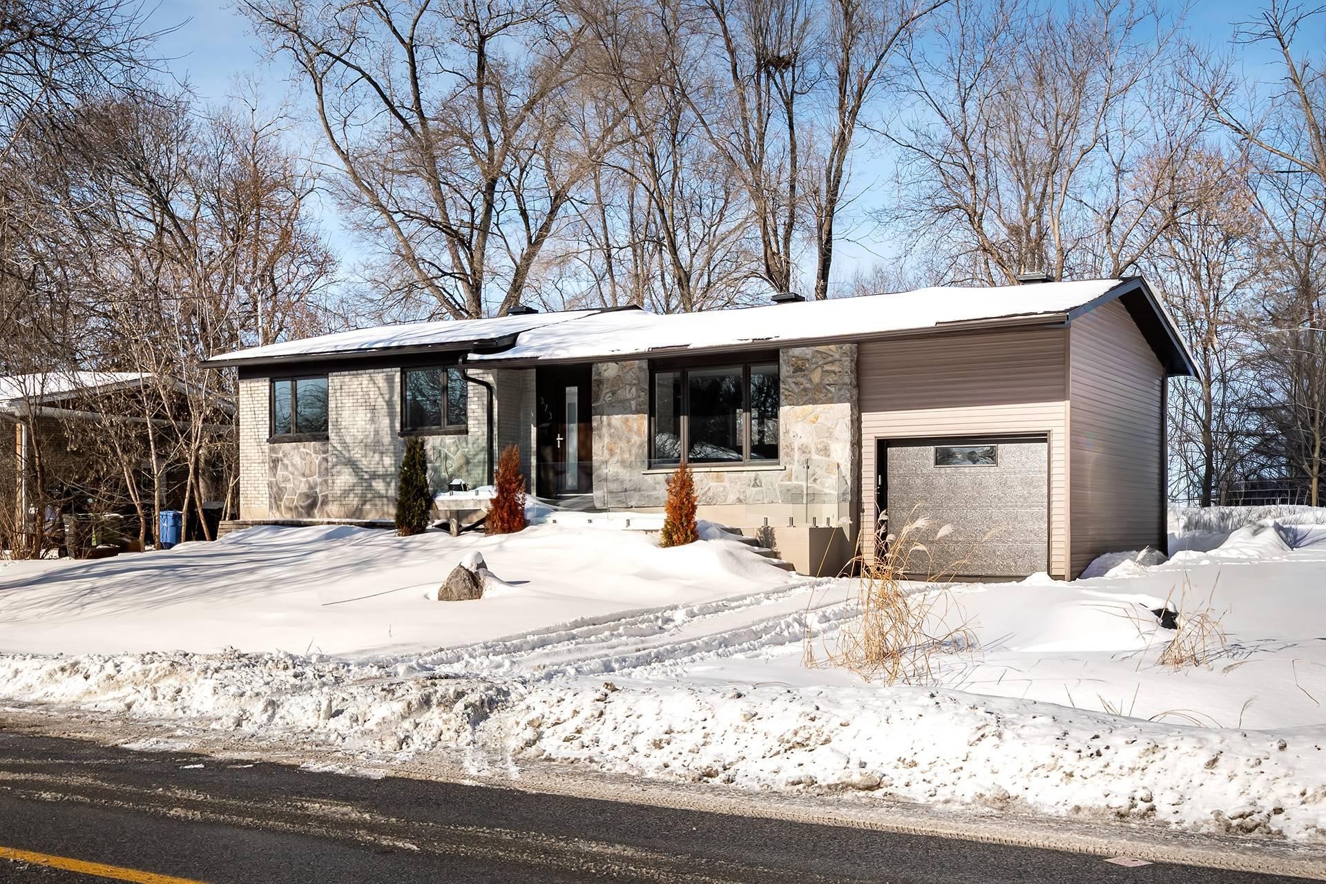 









373


Beaurepaire Drive

,
Beaconsfield,




QC
H9W3C3

