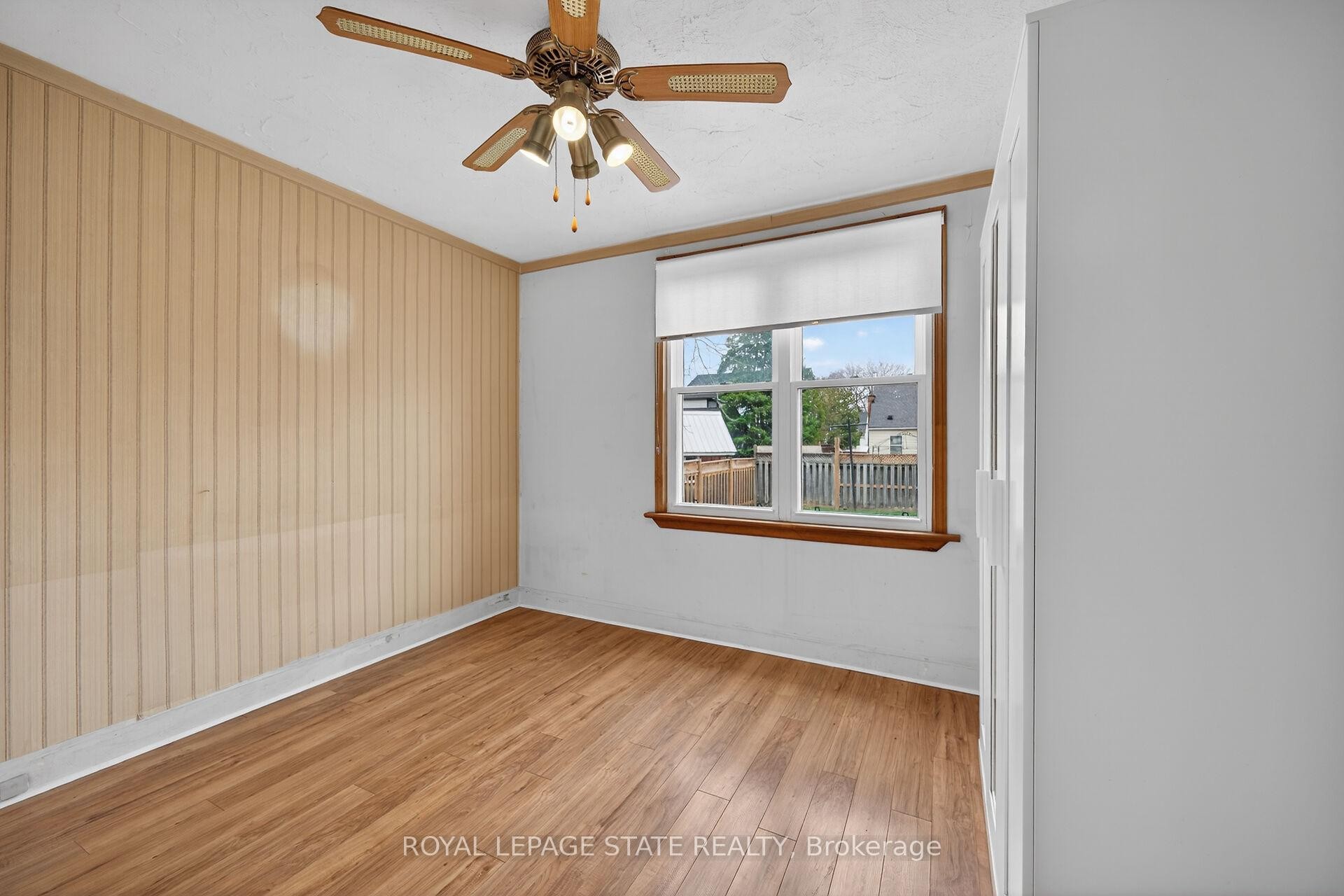 









163


Rosedale

Avenue,
Hamilton,




ON
L8K 4N4

