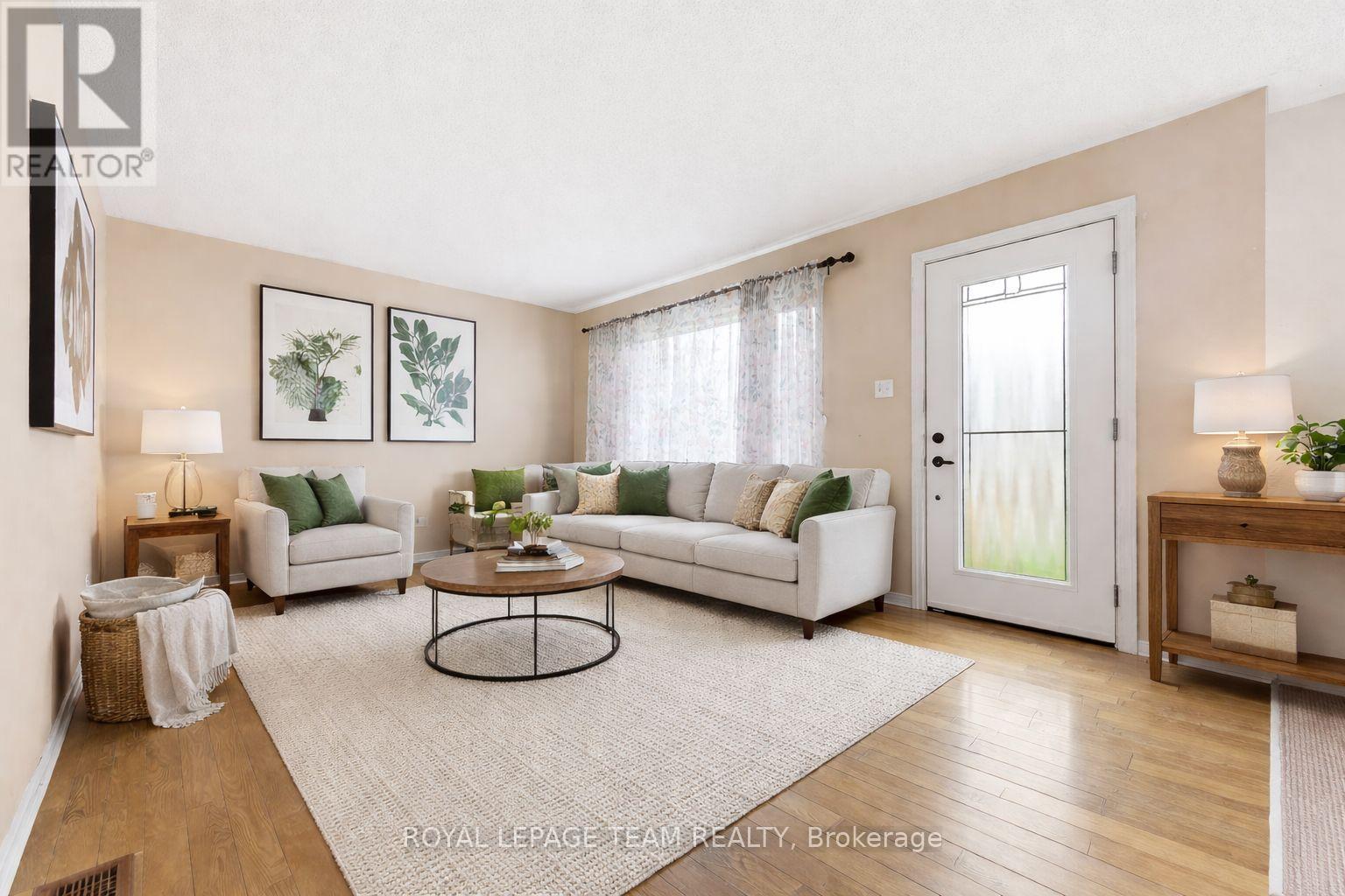 












40 PINE AVENUE

,
Renfrew,




Ontario
K7V2P7

