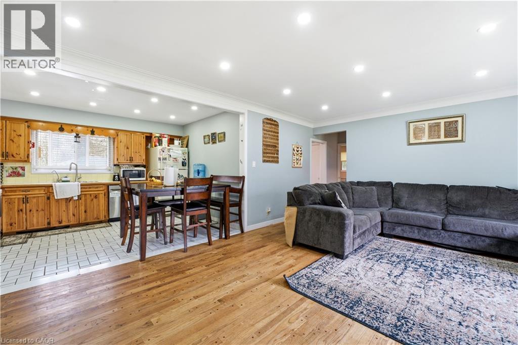 












29 BRANCHTON Road

,
Cambridge,




Ontario
N1R5S2

