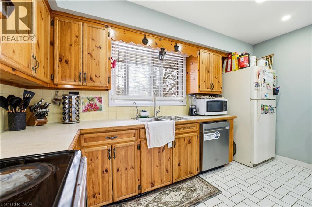 












29 BRANCHTON Road

,
Cambridge,




Ontario
N1R5S2

