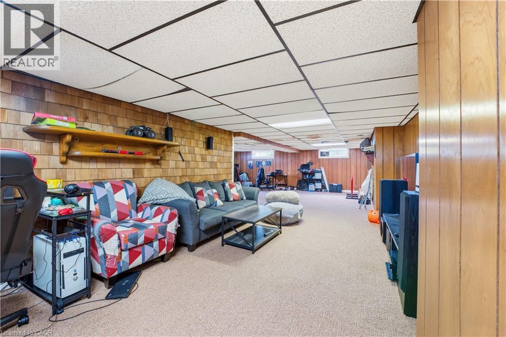 












29 BRANCHTON Road

,
Cambridge,




Ontario
N1R5S2

