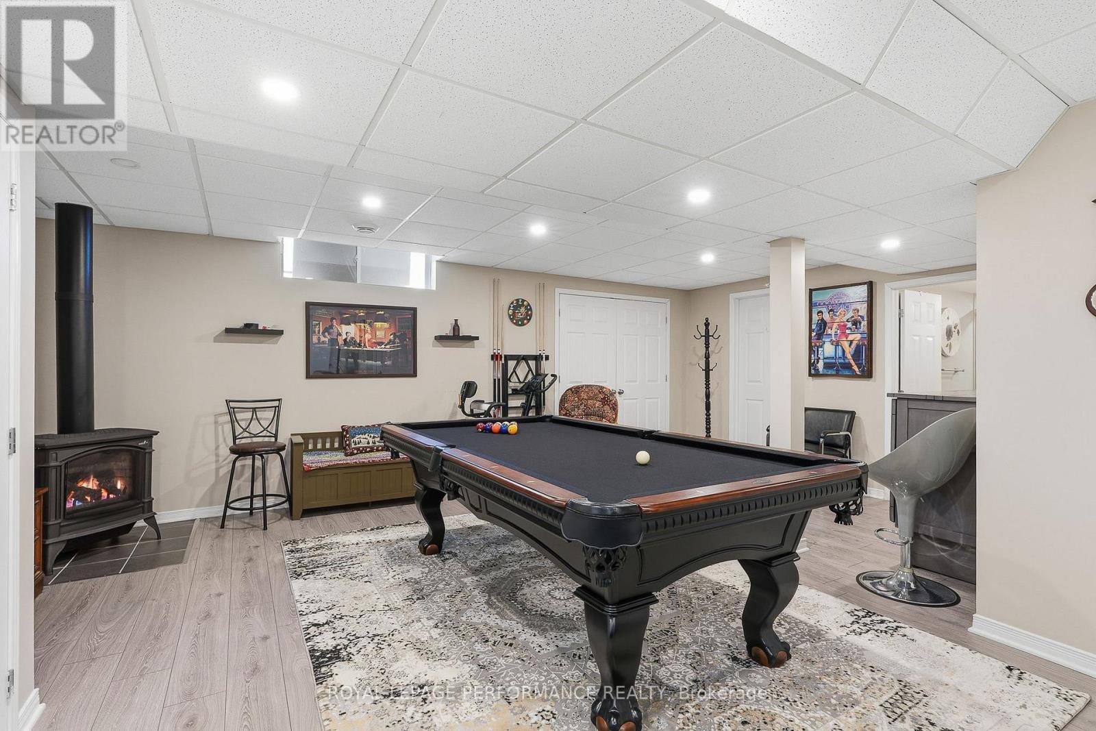 












112 JADE STREET

,
Clarence-Rockland,




Ontario
K4K0C8

