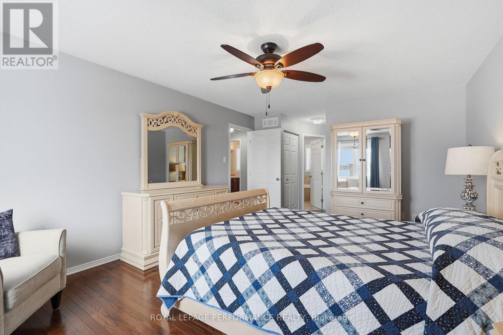 












112 JADE STREET

,
Clarence-Rockland,




Ontario
K4K0C8

