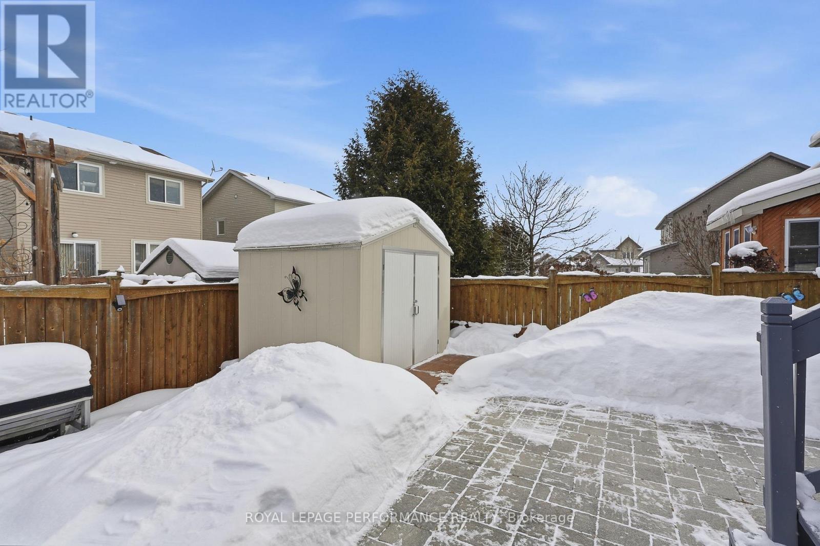 












112 JADE STREET

,
Clarence-Rockland,




Ontario
K4K0C8

