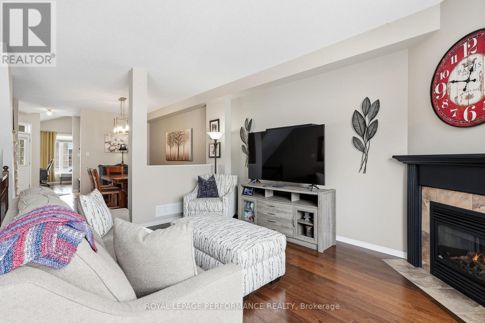 












112 JADE STREET

,
Clarence-Rockland,




Ontario
K4K0C8

