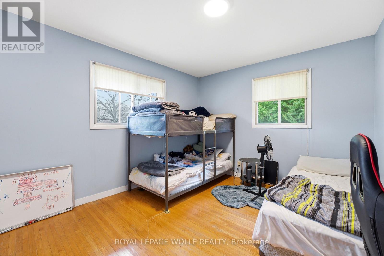 












29 BRANCHTON ROAD

,
Cambridge,




Ontario
N1R5S2

