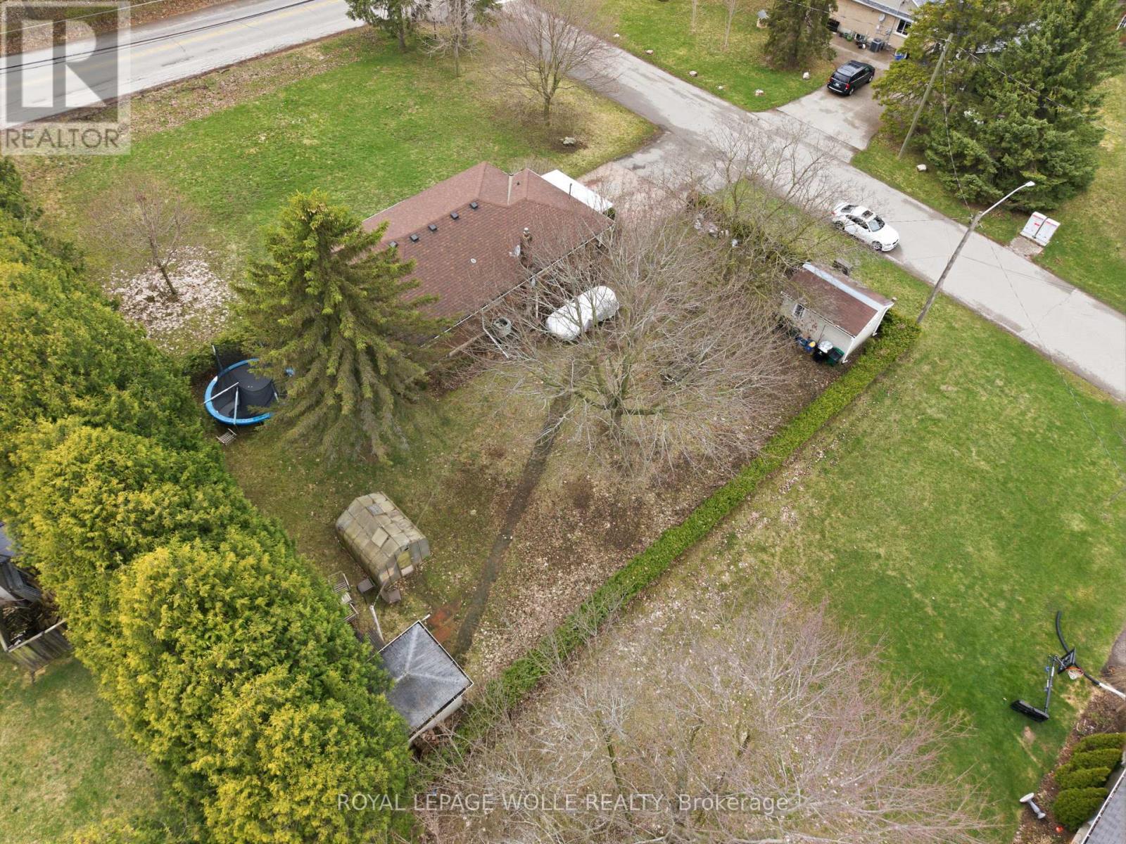 












29 BRANCHTON ROAD

,
Cambridge,




Ontario
N1R5S2

