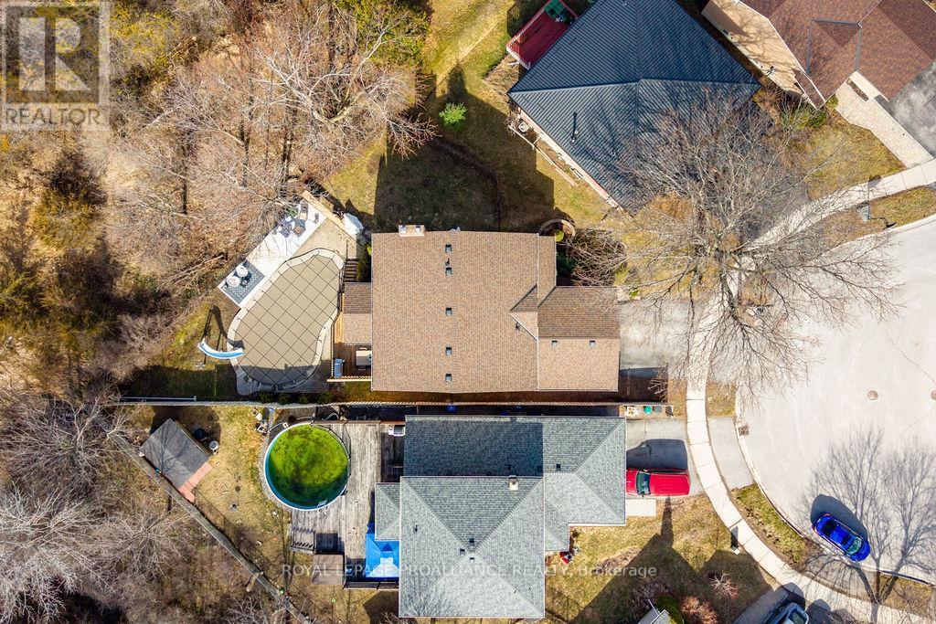 












29 SHERWOOD CRESCENT

,
Belleville (Belleville Ward),




Ontario
K8P5G2


