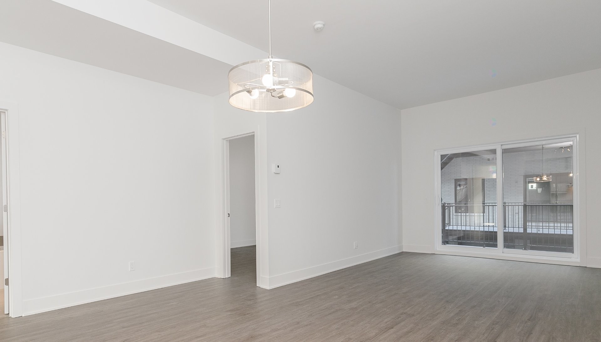 









430


Rue d'Émeraude

,
Candiac,




QC
J5R0S1

