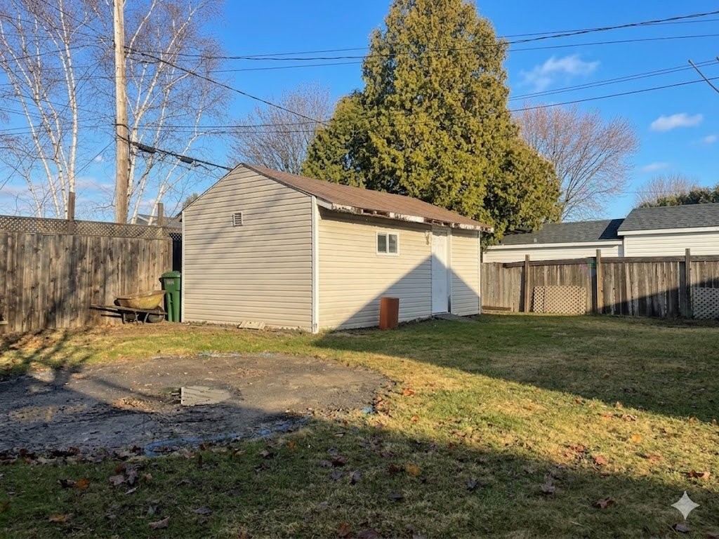 









6


Rue Ste-Yvonne

,
Gatineau (Gatineau),




QC
J8T1X5

