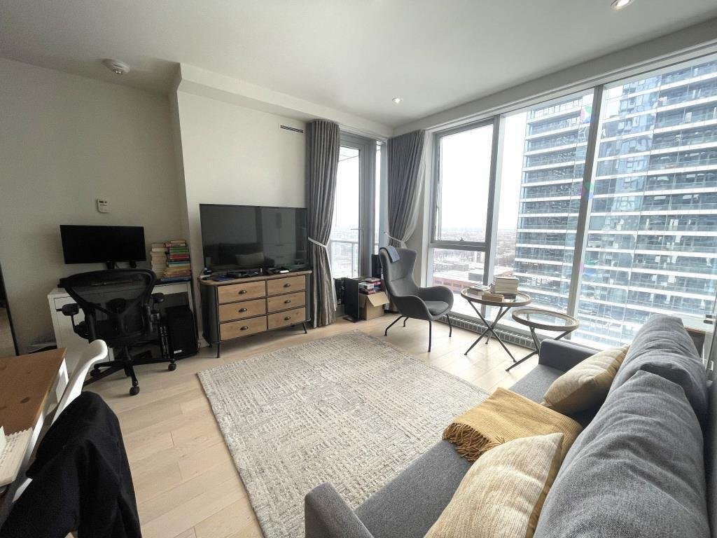 









1450


Boul. René-Lévesque O.

, 1401,
Montréal (Ville-Marie),




QC
H3G0E1

