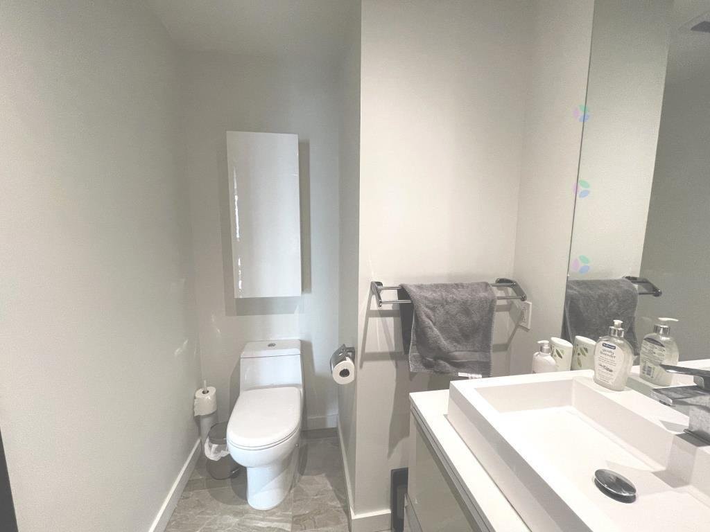 









1450


Boul. René-Lévesque O.

, 1401,
Montréal (Ville-Marie),




QC
H3G0E1

