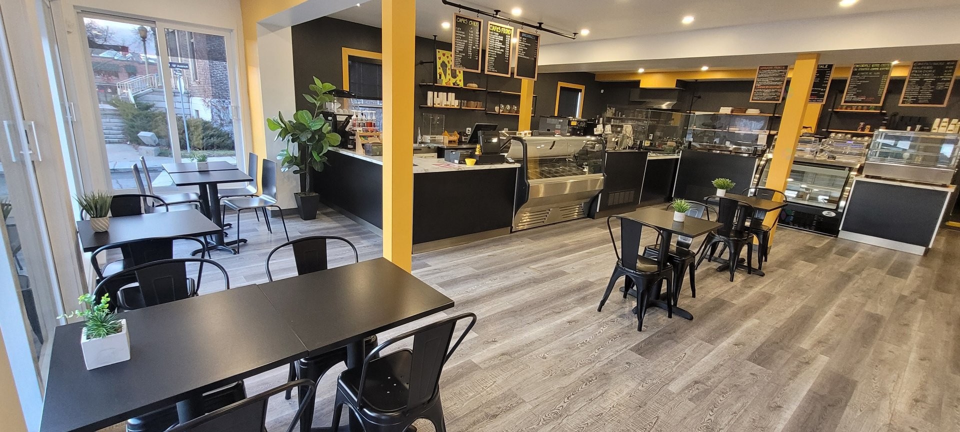 









1798


Boul. St-Joseph

,
Montréal (Lachine),




QC
H8S2N2

