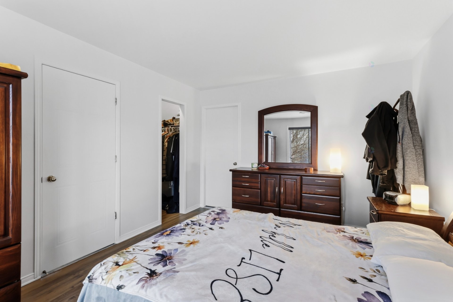 









305


Rue de la Providence

,
Sainte-Catherine,




QC
J5C2A6

