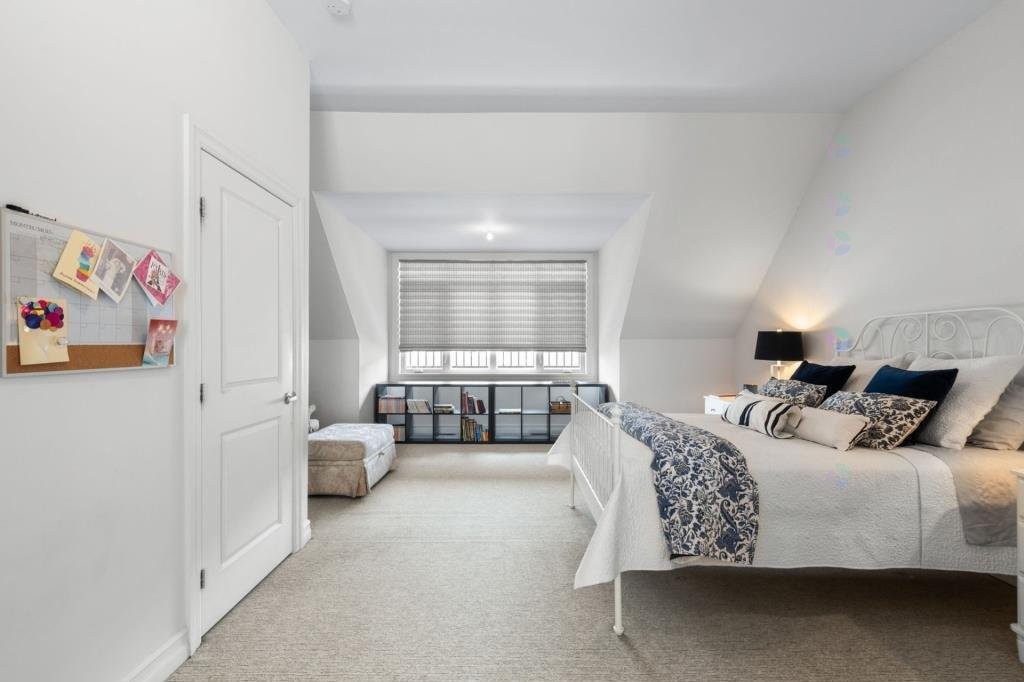 









402Z


Rue Étienne-Lavoie

,
Laval (Sainte-Dorothée),




QC
H7X0B8

