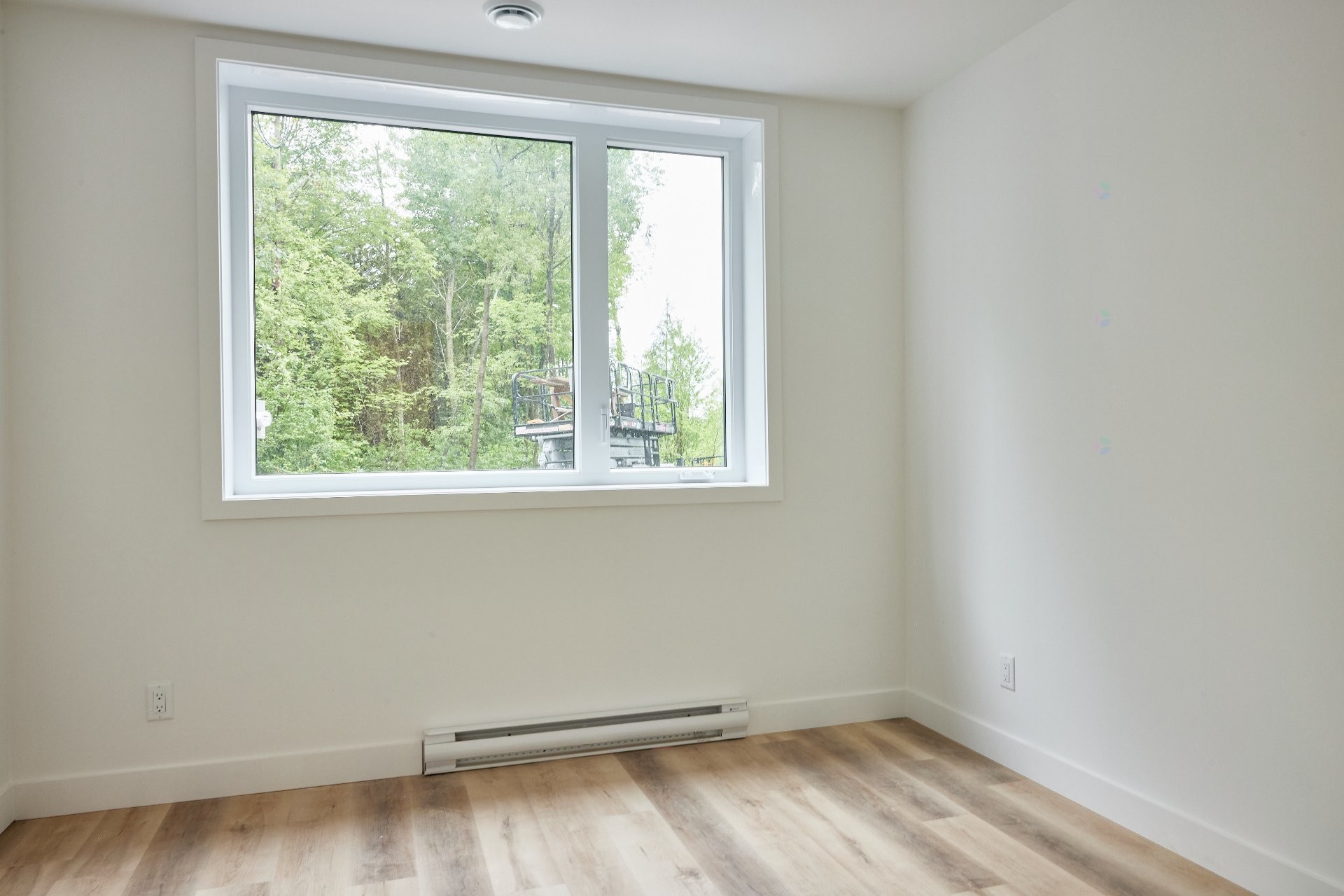 









90


Rue de l'Hibiscus

, 001,
Granby,




QC
J2H1T9

