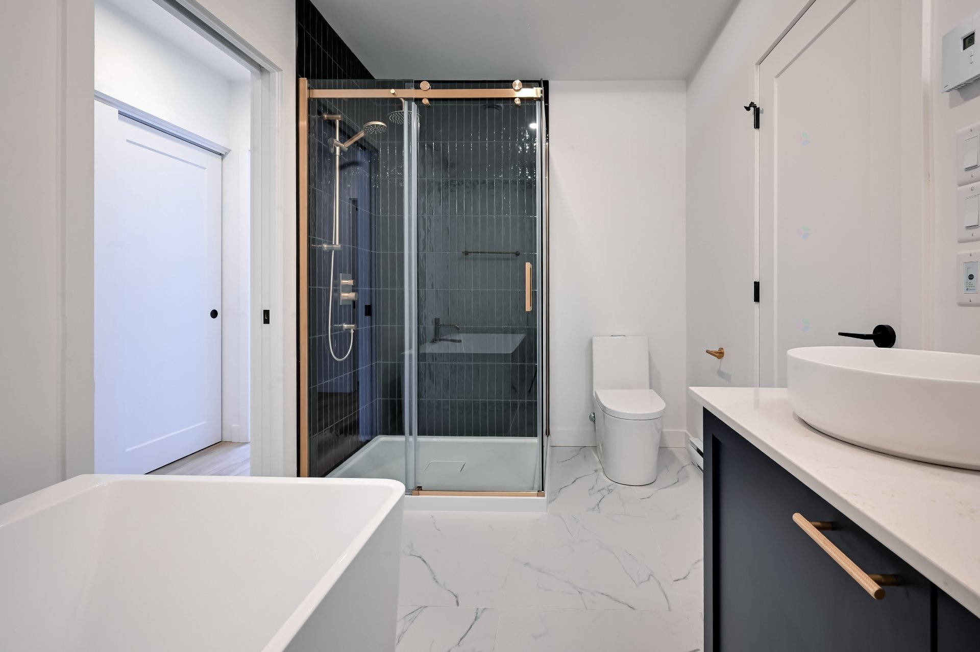 









100


Rue de l'Hibiscus

, 202,
Granby,




QC
J2H1T9

