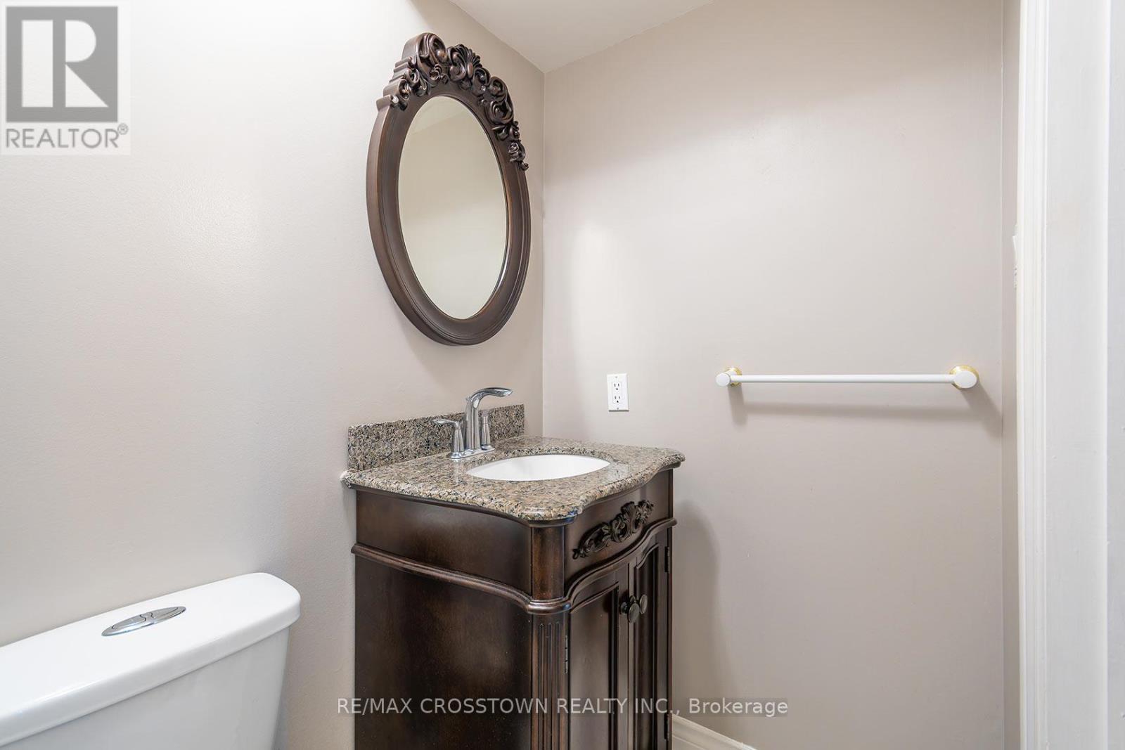 












119 FIELDGATE DRIVE

,
Vaughan,




Ontario
L6A1K5

