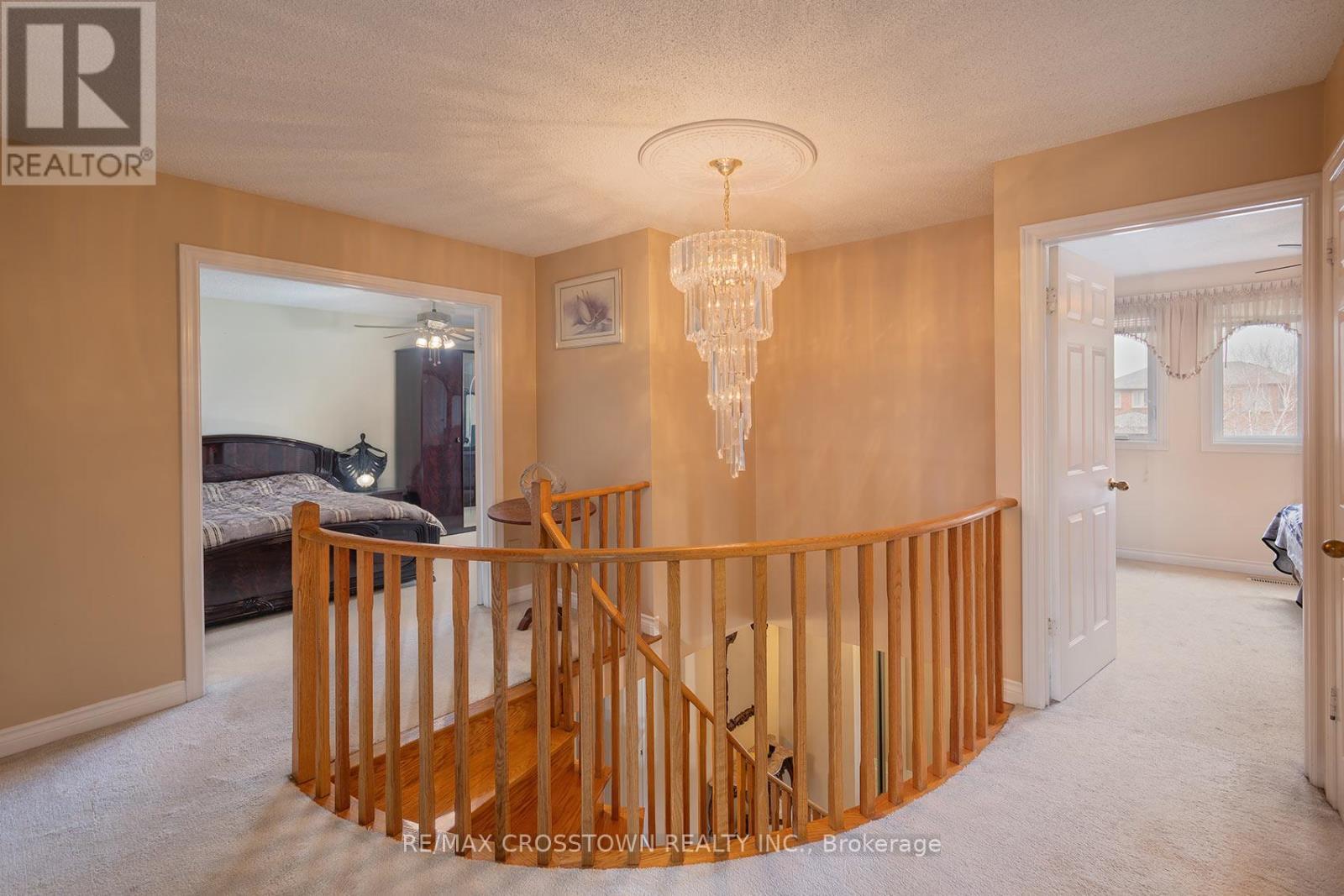 












119 FIELDGATE DRIVE

,
Vaughan,




Ontario
L6A1K5

